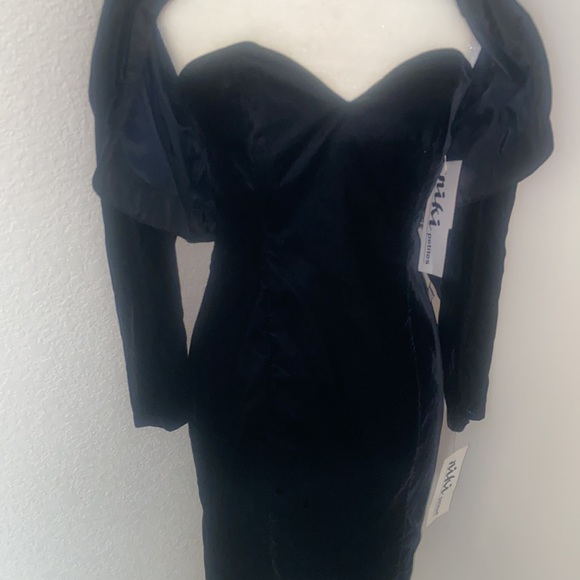 Nikki Velvet SZ 6P 2 picks comes with a bolero jacket NWT 1980s - Picture 7 of 8